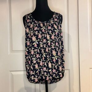 Loft Floral Tank, Cute Detailing on Edges, Small